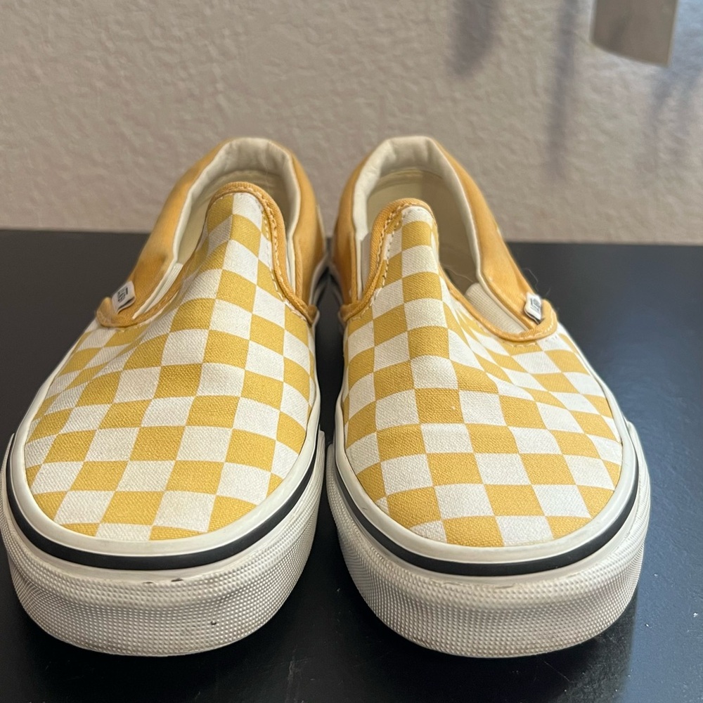 Vans white and yellow squared